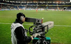 Toute la ligue 1 en direct, en vidéos. Droits Du Foot Canal Revient Dans Le Match Le Parisien