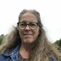 Jill Wingfield's Instagram, Twitter & Facebook