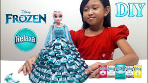 Sebelumnya, griselda juga terlibat dalam desain baju di sekuel frozen yang pertama. Jessica Membuat Baju Elsa Dari Permen Relaxa Mainan Anak Boneka Frozen Elsa Youtube