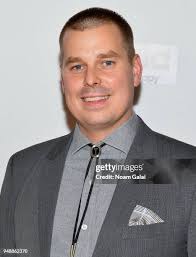 44 Photos & High Res Pictures