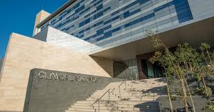 Revista médica de clínica las condes (rmclc) es el órgano de difusión científica de clínica las condes, hospital privado chileno de alta complejidad, asociado a la facultad de medicina de la universidad de chile y acreditado por la joint commission international. Porcelanosa Group Projects Pure And Antibacterial Krion At The Clinica Las Condes In Santiago Chile