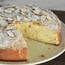 Almond Ricotta Cake Italian Dessert This Delicious House Recipe In 2020 Desserts Italian Desserts Almond Cakes