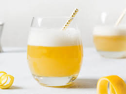 The Best Whiskey Sour Recipe Recipe In 2020 Whiskey Sour Whiskey Sour Recipe Whiskey Sour Mix