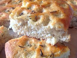 La farinata di ceci una ricetta gluten free, detta anche cecina è una torta bassa salata dall'aspetto dorato. Focaccia Con Farina Di Ceci Ricette Senza Glutine