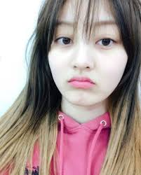 This is a more bold makeup look and i think tzuyu pulls it off perfectly. Jihyo Without Makeup Twice