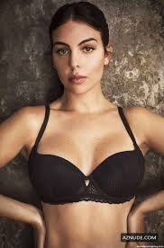 Georgina Rodriguez Topless And Sexy Photos Collection - AZNude