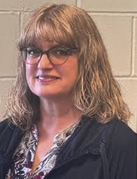 Regina Bassett's Instagram, Twitter & Facebook