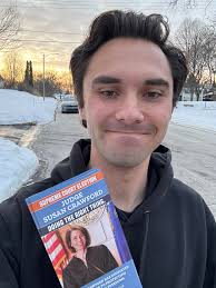 David Hogg 🟧 (@davidhogg111)