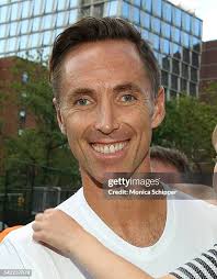 659 Steve Nash Foundation Steve Nash Stock Photos, High-Res Pictures, and  Images