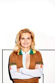 Sarina wiegman took over as netherlands coach in january 2017 and six months later they had won the euros. Als Iemand De Oranjeleeuwinnen Naar De Overwinning Kan Leiden Is Het Sarina Wiegman De Volkskrant