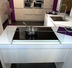 Spritzschutz Ohne Bohren Spritzschutz Kuche Herd Glas Esg Kochinsel 900x200 Kuche Spritzschutz Kuche Spritzschutz Glas Spritzschutz