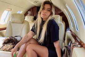 Becky g se picó y contó por. Conoce A Stephanie Gomez La Hermana De Becky G Que Le Esta Robando Seguidores En Las Redes