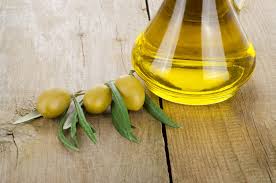 A variety of alternative ingredients that can be used instead of oil or butter in the preparation of foods. What S A Good Light Olive Oil Substitute Spiceography