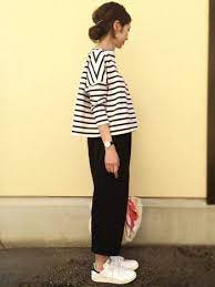 大人カジュアルの新 定番に マリンコーデ を上品に格上げするためのコツとは キナリノ ファッションスタイル 30代 ママファッション ママファッション 夏