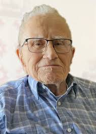 Jacqueline Boardman's Instagram, Twitter & Facebook