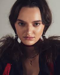 EMMA Love love love working with an all female team!! Look at the magic we  make!! The team: Photographer: @cassidychenphotography Wardrobe Stylist: @ heather.styles Makeup Artist & Hair Stylist: Meee Model: @emma.barrett_  @richardsmodels #