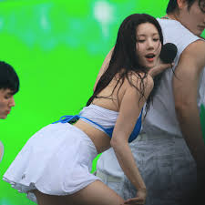 Eunbi - controversial wardrobe choice ignites debate