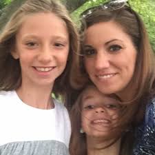 Anna (@MsCarrollCLS)