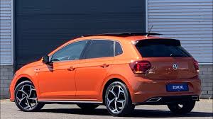 With a sporty look, the polo 2021 remains with aggressive lines that stand out in its front. Volkswagen New Polo R Line In 4k 2020 Energic Orange 17 Inch Bonneville Walk Around Detail Inside Youtube