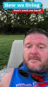 I get bored… I’m not ready for fall, I’m moving to a tropical climate!!  #parentingtips #funnyvideo #dadlife #dadsoftiktok #jiujitsufamily  #fridaynight #livingthedream