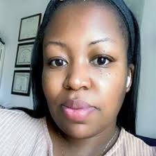 Danielle Quick's Instagram, Twitter & Facebook