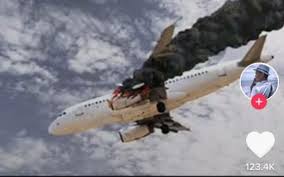 Pagesotherbrandwebsitenews and media websitesuara perakvideoskapal terbang terhempas yang sempat dirakam kamera. Nahas Pesawat Sriwijaya Bongkar Penipuan Suami Free Malaysia Today Fmt