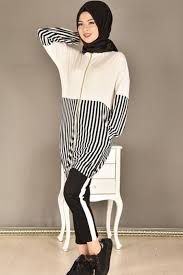 Modamerve Modern Tunik Modelleri Moda Tesettur Giyim Moda Stilleri Moda Giyim