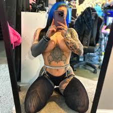 𝓙𝓸𝓻𝓭𝓪𝓲𝓷𝓢𝓾𝓮 on X: happy monday sluts. start the week right and  cum to my porn😘 t.co3xlyE38Wa1  X