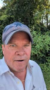 What’s the best way to get sap off your windshield? #sap #cartok  #cleaningtok #helpme