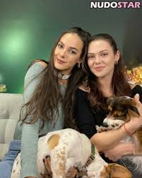 foxylauragirl Nude Leaks Photo 18 - NudoStar