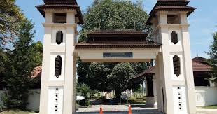 Kompleks sejarah pasir salak, kampung gajah, 36800 pasir salak, perak darul ridzuan. Mohd Faiz Bin Abdul Manan Kompleks Sejarah Pasir Salak