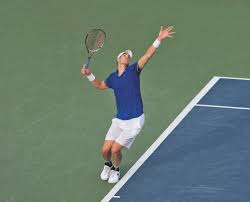 John is the only player in the top 150 who went to college for four years. Aufschlag Von John Isner Von Gaaaanz Oben Tennis Magazin