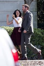 Jenny slate opened up about her failed romance with captain america's star chris evans. Chris Evans And Jenny Slate Pictures October 2015 Popsugar Celebrity