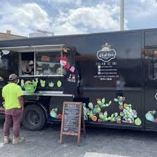 Chatitas Rolling Kitchen (Food truck) — Restaurant food truck in Washington, Michigan