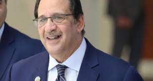 اللواء عباس كامل دائماً كلمة السر في اخطر الملفات اللي مرت على مصر جهاز المخابرات العامة قادر دائماً على إفراز كل ما هو عظيم واللي رفعوا أسم مصر وأبرزوا دور وقوة جهاز المخابرات العامة. Pbrrzorih Oo9m