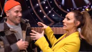 Create an account or log into facebook. Martin Stenmarck Och Lina Hedlund Traffas I Melodifestivalen 2019