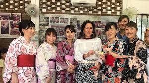 Fyi aja buat kalian para milenial, kartika sari dewi adalah anak soekarno, hasil perkawinannya dengan perempuan asal jepang bernama ratna sari dewi. Deretan Kesibukan Kartika Soekarno Kala Pulang Kampung Ke Jakarta Lifestyle Liputan6 Com
