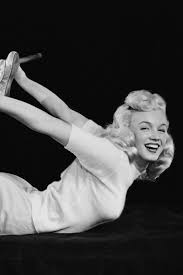 Marilyn monroe was an american actress, model, and singer. Marilyn Monroe So Bizarr Waren Work Out Und Ernahrung Der Hollywood Ikone Vogue Germany