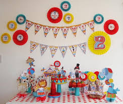 From bright and beautiful wedding decorations, stationary to quirky bouquets, boutonnieres. 27 Circus Birthday Party Decorations Spaceships And Laser Beams