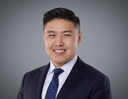 Michael Ding's Instagram, Twitter & Facebook