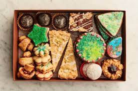 How To Make The Perfect Cookie Box Published 2020 Holiday Cookies Perfect Cookie Cookie Box