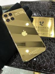 Real 24k Gold Iphone 12 Pro And Pro Max Range Leronza Leronza In 2020 Iphone Gold Iphone Apple Watch Bands