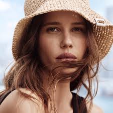 Capping off summer with accessories that are made for exploring.  https://www.michaelkors.com/new/