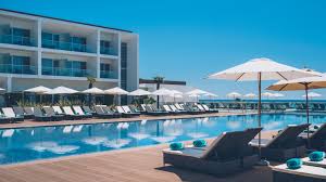 Pour l'ensemble de la côte lagos il ya de véritables merveilles de la nature, des plages de sable fin et doré, les coins cachés où vous pourrez. 5 Star Hotel In The Algarve Iberostar Selection Lagos Algarve