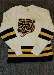Boston bruins #17 mens large nhl fanatics black yellow hockey jersey 2018. My Meth Bear Jersey Finally Arrived And She S Beautiful Bostonbruins
