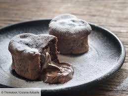 Coeur Coulant Au Chocolat De Dingue Recettes Recette En 2020 Coulant Au Chocolat Dessert Chocolat Gateau Au Chocolat Moelleux