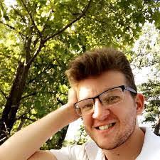 Yvette Willett's Instagram, Twitter & Facebook