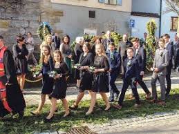 Wir wollen das kreative potential der jungen generation anzapfen und die besten ideen für die zukunft der konfirmation sammeln. Konfirmation N Land