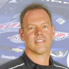 Team Summit Racing Equipment