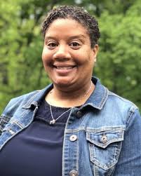 Latisha Robinson's Instagram, Twitter & Facebook